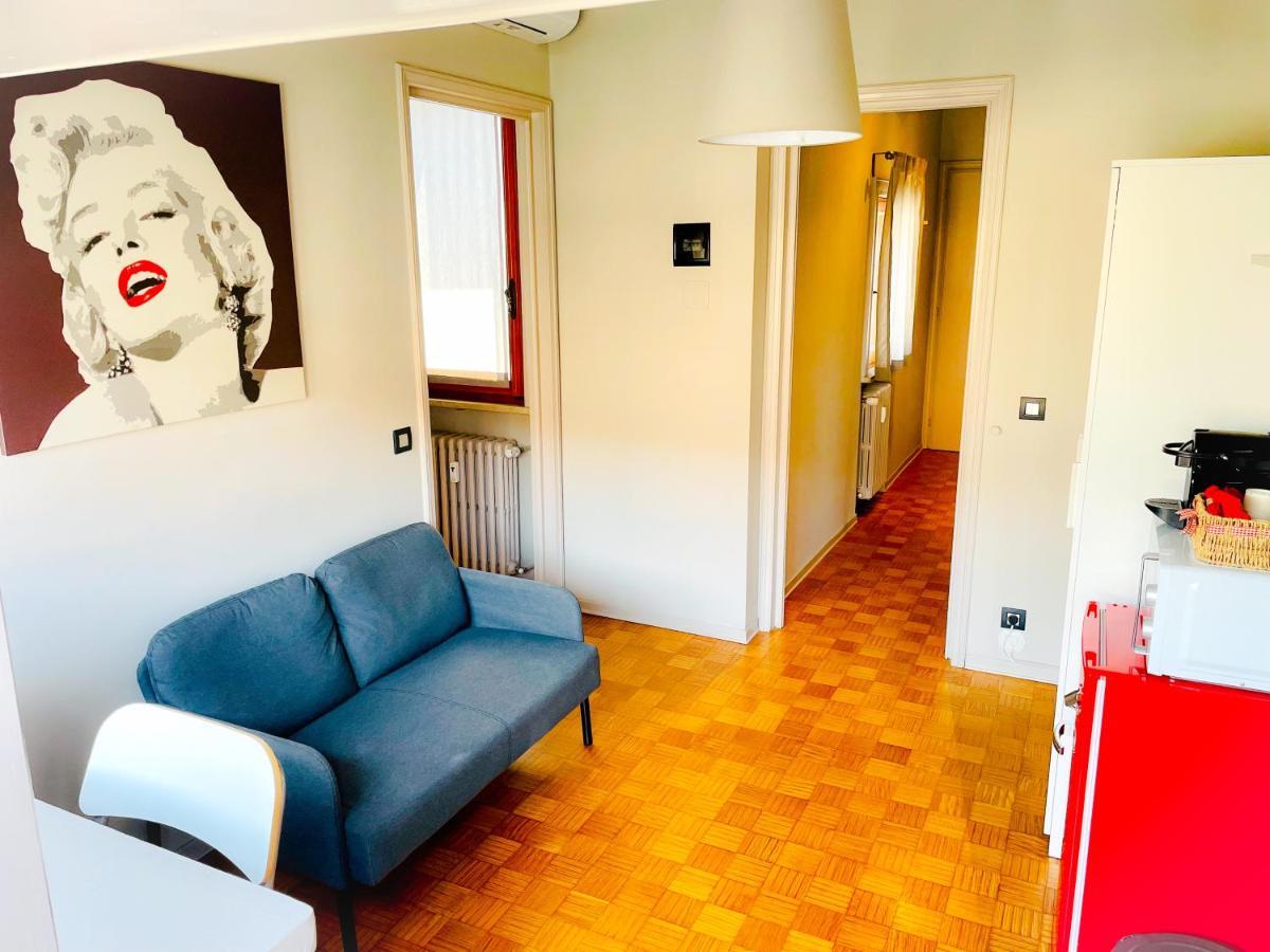 Pilotta'S Balcony Apartment Parma Exterior photo